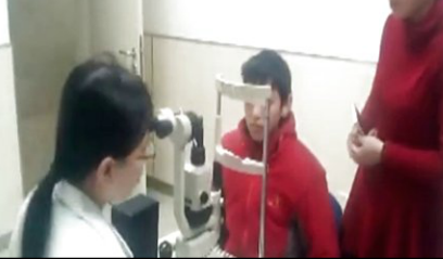 视频：春节医护人员坚守岗位与住院患者共度佳节
