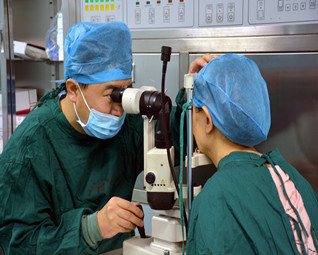 南京近视激光手术全飞秒激光手术多少钱？